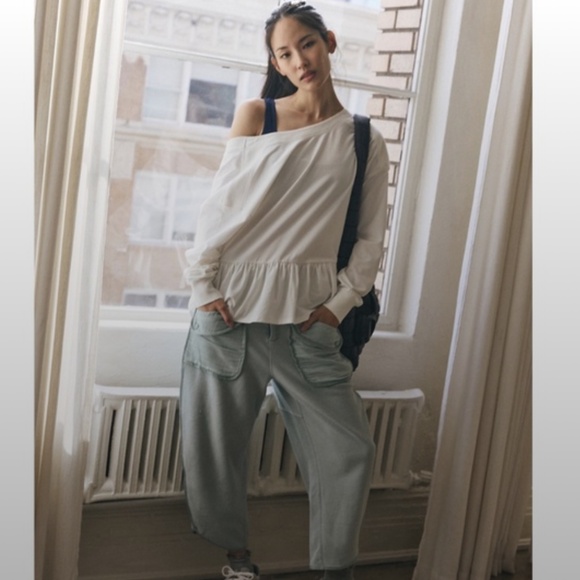 FREE PEOPLE Play Nice Layer Pullover Women's Size S Black - Picture 9 of 13